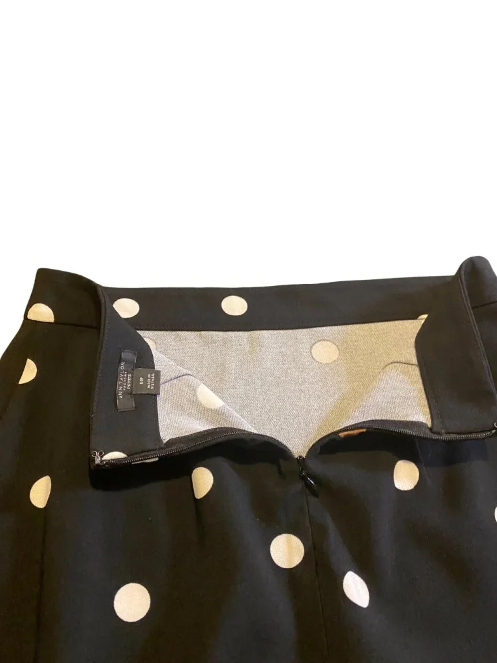 Ann Taylor Factory Black A-Line Midi  Skirt White and Camel Brown Polka Dots 00P